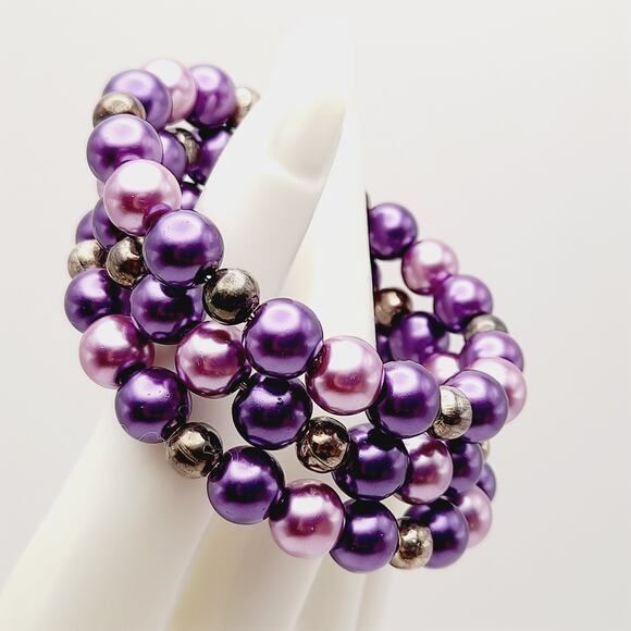 Vintage 1950s Purple Faux Pearl Memory Wire Bracelet - Picture 2 of 10